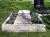 01-01 Gombos F. Albin